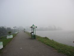 인야 호수 제방 – 인기 있는 장소