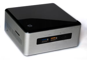 스카이레이크 기반 스위프트 캐년 인텔 NUC (NUC6i3SYH)