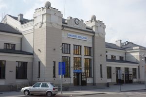 자비에르체 기차역 건물