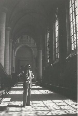 레이던의 성 베드로 교회를 방문한 쿨롱 (1950)