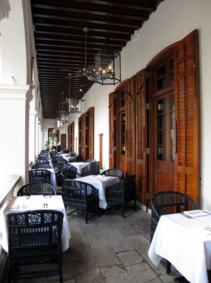 헐레트 저택의 복도