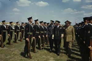 1945년 7월 포츠담 회담 시작 전 베를린 공항에서 앨런 브룩(오른쪽)과 참모들.