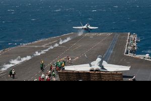 유지 훈련(2013년 4월 8일)