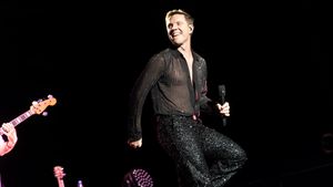 2023년 The O2에서 공연하는 셰어스