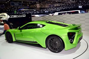 2015년 제네바 모터쇼의 젠보 ST1