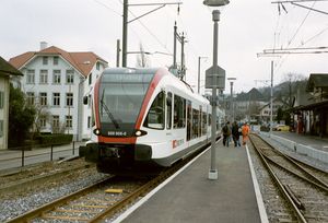 바인빌 암 제 역에 있는 RABe 520 철도 차량