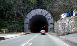 가그라 우회 터널 남쪽 입구