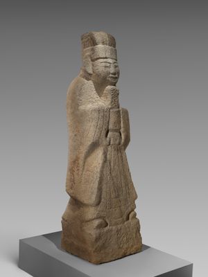 무덤을 지키는 인물상: 관복을 입고, 날개 달린 모자를 쓰고, 홀을 든 문관 (19세기)