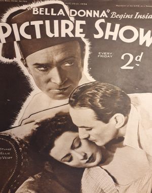 1934년 8월 25일 '벨라 도나'가 표지에 실린 'Picture Show' 잡지, Conrad Veidt(상단), 메리 엘리스와 존 스튜어트가 등장한다.