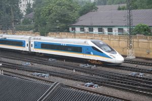 구형 도색의 CRH5-001A