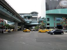 원산선 역과 태평양 소고 백화점 복흥관