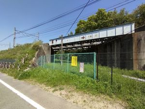 일본 유지 전용선 흔적과 가와와 선의 교차부