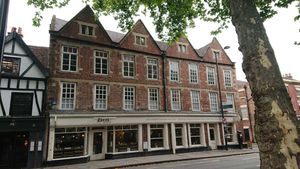 더비, 프라이어 게이트에 있는 지찌 레스토랑