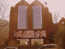 1983년에서 1994년 사이에 건설된 채널 13 텔레비전 센터.