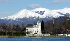 카슬라노의 빌라 페레티