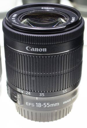 Canon EF-S 18-55mm IS STM