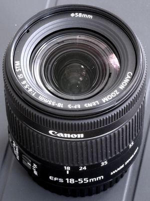 Canon EF-S 18-55mm f/4-5.6 IS STM