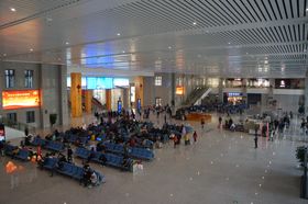 취저우역 대합실