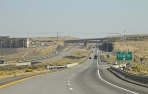 I-82 동쪽 방향, 배저 로드 교차로