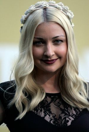 2013년 케이트 밀러하이드키