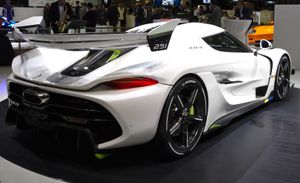 부메랑 리어 윙의 모습