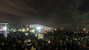 몬트리올의 파크 익스텐션에서 열린 추모 행사.