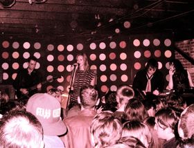 라이브에서 연주하는 밴드 (2010년)