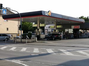 룩셈부르크 에스페랑주에 있는 Q8 주유소