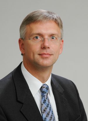 제9대 세이마 의원으로서의 카린슈