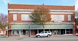 Alderman's 20 Stores in One in Manning