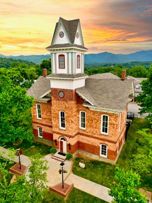 클레이군 청사 (구 헤이즈빌 시청)
