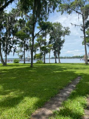 플레밍 아일랜드에 있는 닥터스 호수