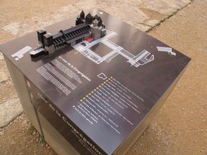  클뤼니 III의 모형 - 흰색 부분은 아직 남아있다