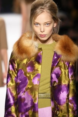 2008년 2월 마이클 코어스를 위한 자힐레바