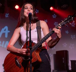 2022년 공연하는 코사린