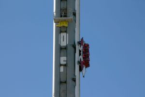 드림월드 타워를 오르는 타워 오브 테러 II 이스케이프 포드