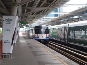 방콕 BTS 스카이트레인 모 칫 BTS 역