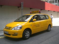 토요타 입섬 정측면