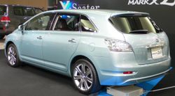 토요타 마크 X ZiO(전기형) 후측면