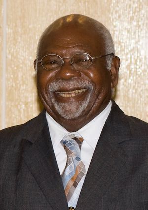 폴리아스 마타네}}