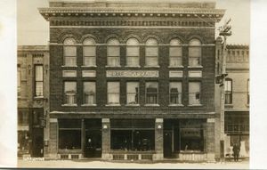 1920년 퍼거스 폴스의 호텔 카다츠