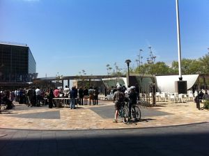 스태튼아일랜드 페리 터미널 외부에 있는 피터 미노이트 광장