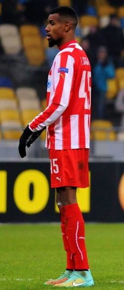 2015년 올림피아코스에서 활약하는 펠리피 산타나