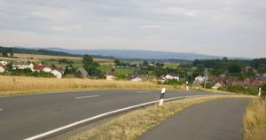 베르메르트샤우젠과 뤼딩스하우젠 사이의 전면 포겔스베르크에서 "진짜" 포겔스베르크 조망