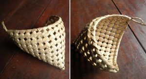 야자수로 만든 그릇인 Neetru petti는 스리랑카 타밀족이 푸투를 찌는 데 사용한다.