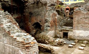 폴레나트로키아의 로마 목욕탕