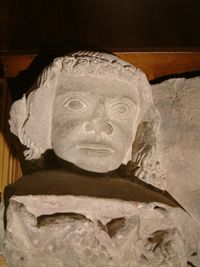 전통적으로 프셰미수 1세의 얼굴로 알려진, 포즈난의 예수 성심 및 하느님의 위로의 어머니 교회에서 가져온 두상