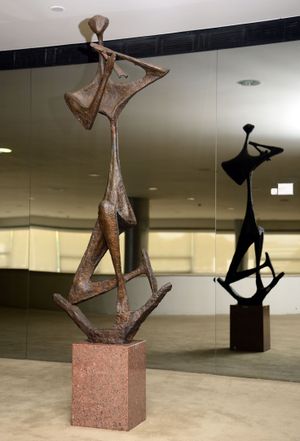 플루티스트, 2023년 1월 8일 사건 이전의 브루노 조르지의 청동 조각