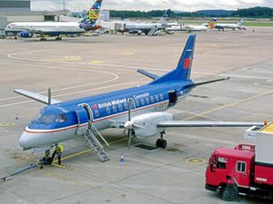 1998년 7월 맨체스터 공항에서 운행중인 British Midland Commuter의 사브 340