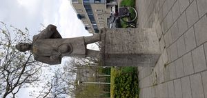 위트레흐트에 있는 피터르 옐러스 트룰스트라의 동상